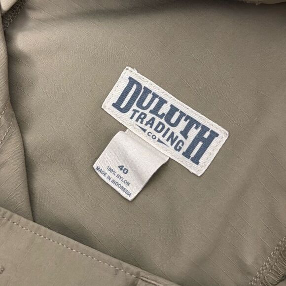 Duluth Armachillo Cooling 9" Cargo Shorts 40 - Picture 4 of 5